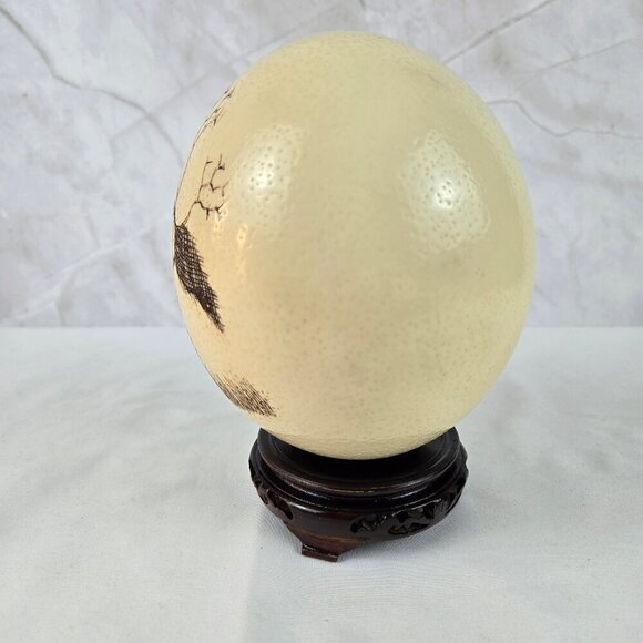 Hand Etched Giraffe on Ostrich Egg with Wooden Stand Home Office Collectible - Picture 7 of 13